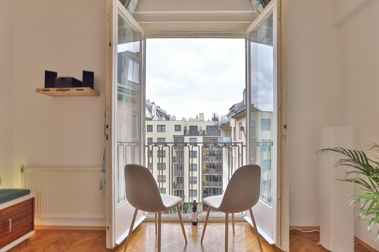 French Balcony - 45M² - Szeneviertel Leilighet Wien Eksteriør bilde