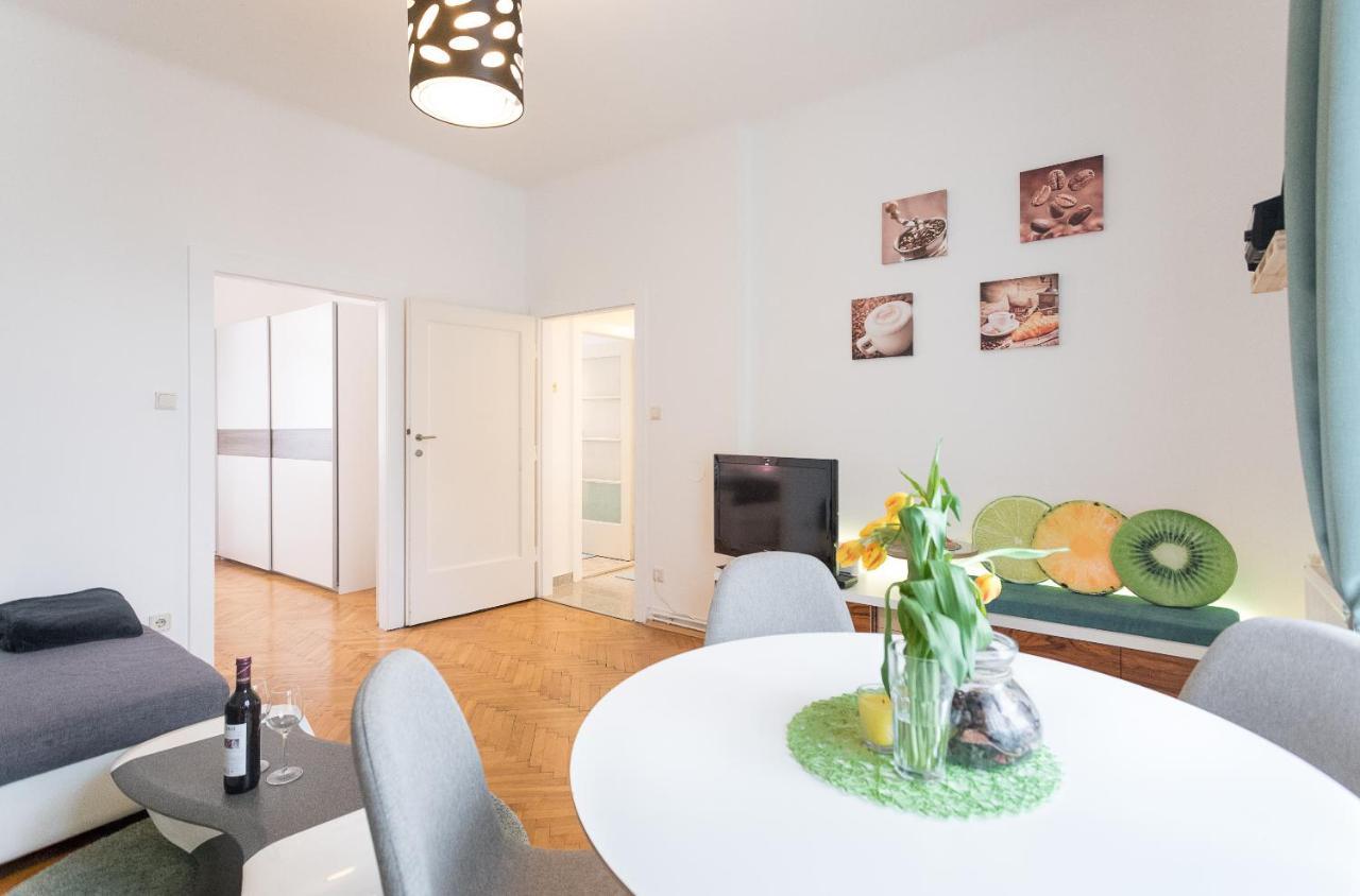 French Balcony - 45M² - Szeneviertel Leilighet Wien Eksteriør bilde