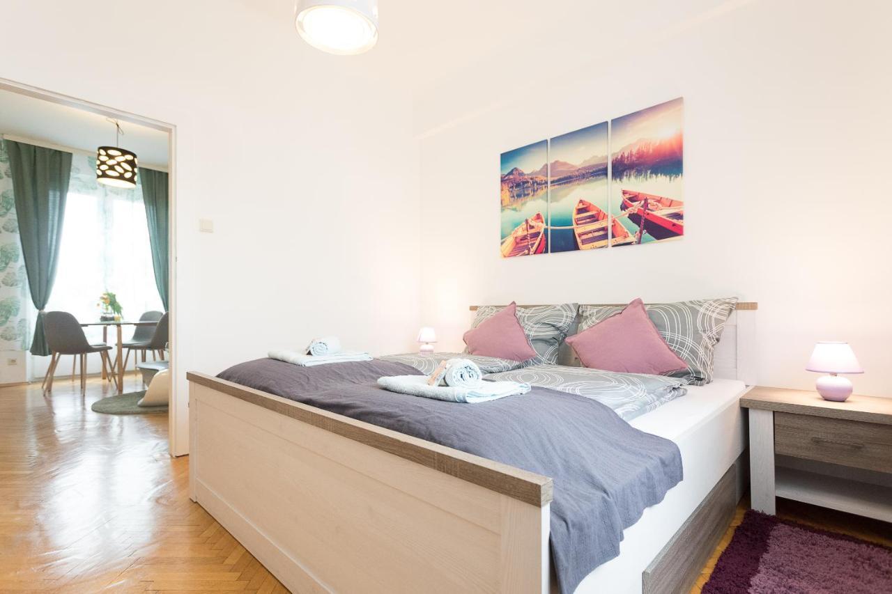 French Balcony - 45M² - Szeneviertel Leilighet Wien Eksteriør bilde