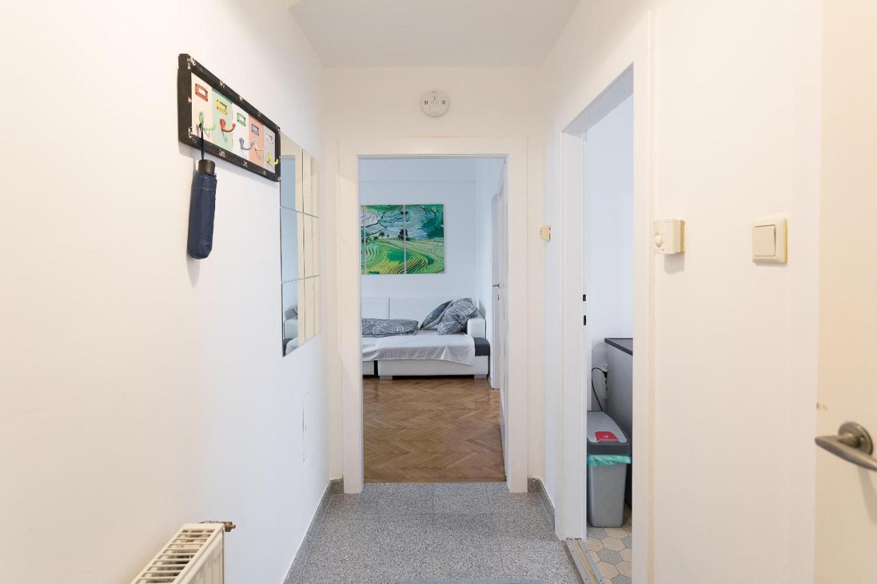 French Balcony - 45M² - Szeneviertel Leilighet Wien Eksteriør bilde