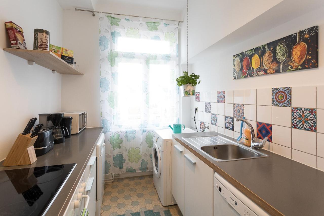 French Balcony - 45M² - Szeneviertel Leilighet Wien Eksteriør bilde